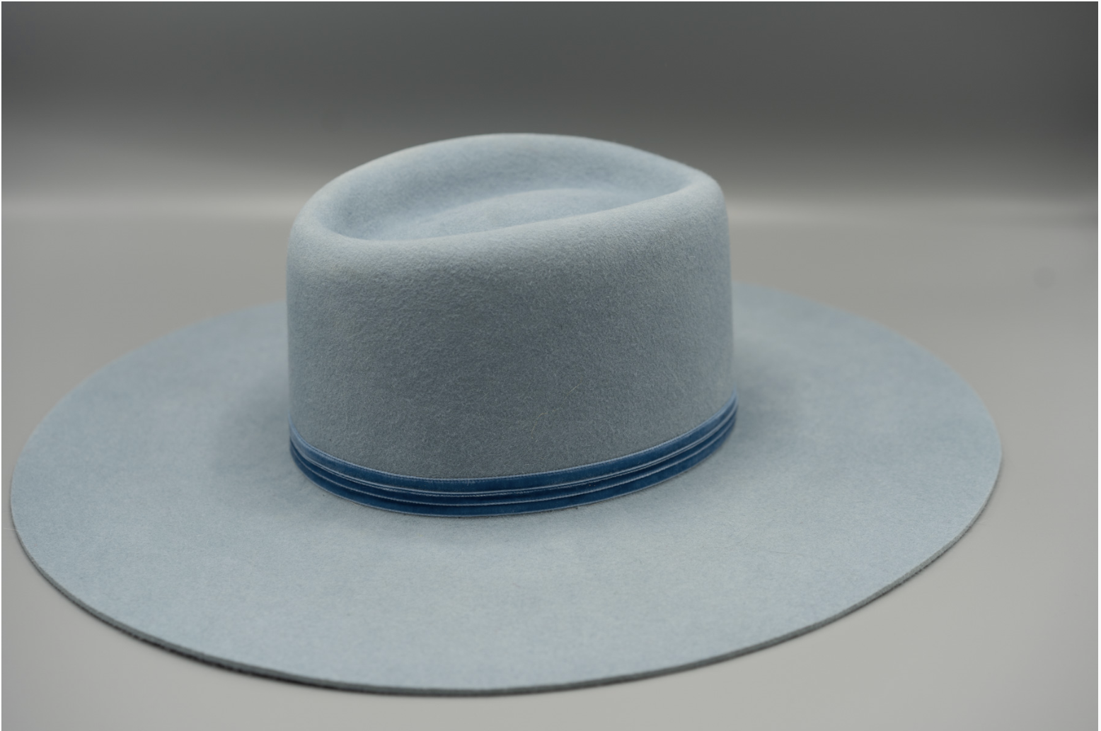 spanish blue hat by vlada