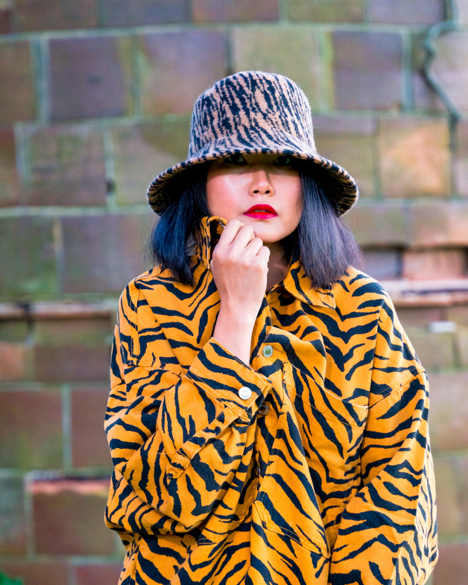 womens knit animal pattern tiger print bucket hat 